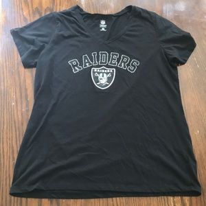 🏈 NFL Raiders V Neck Tee 🏈